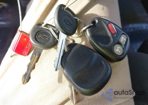 2000 Chevrolet Silverado 1500 Ls from USA, damaged, VIN 1GCEK14T4YE122868